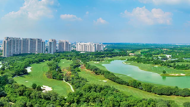 DLF shares rise 3% after real estate firm posts ₹623 cr Q2 profit DLF shares rise 3% after real estate firm posts ₹623 cr Q2 profit