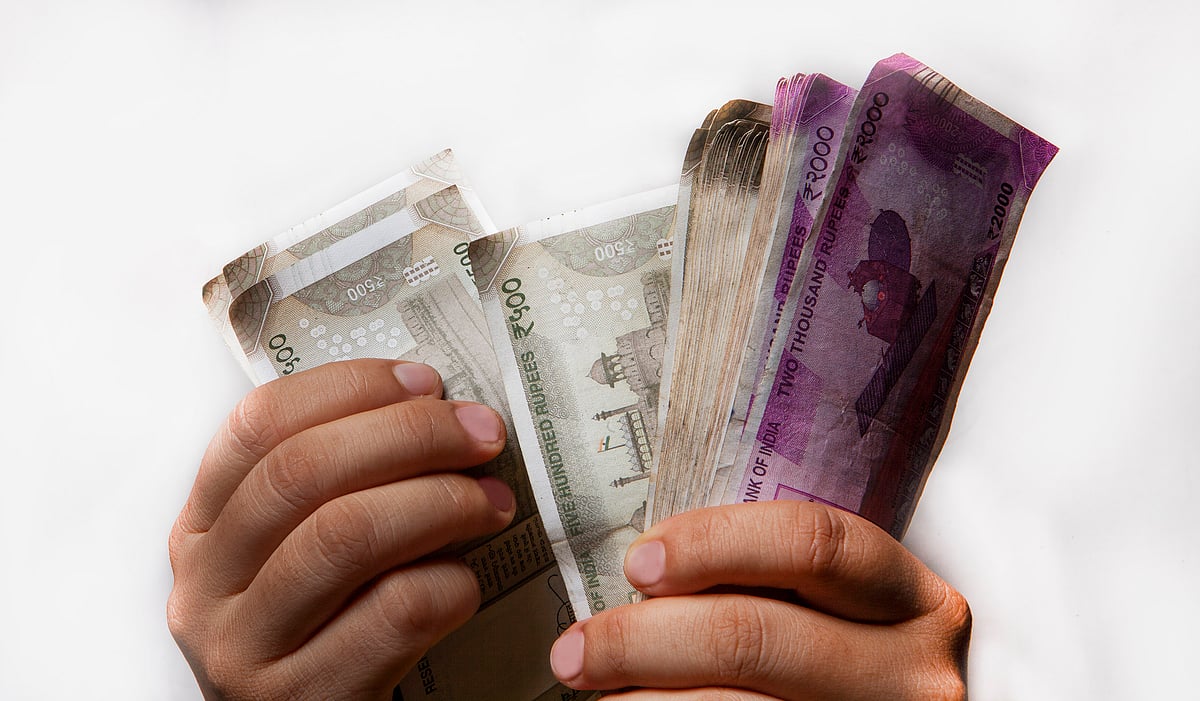 Profitability of Indian banks to improve; China slowdown poses risks: Moody's