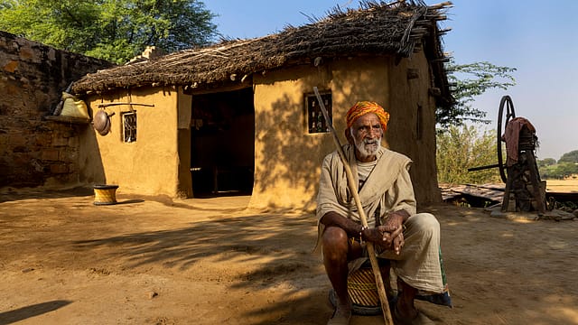 Rural consumers becoming price sensitive: RBI Rural consumers becoming price sensitive: RBI