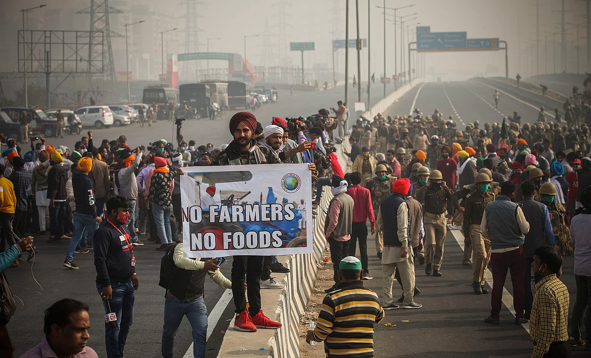Farmers at Ghazipur border
