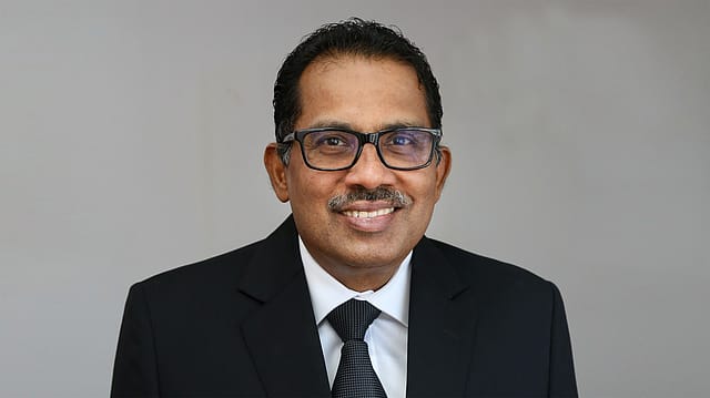 Muthoot banks on economy bounce-back; to get back into home, vehicle loans