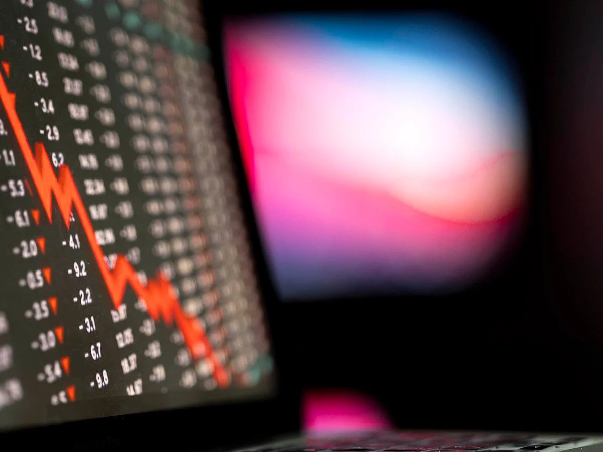 FPIs are reshuffling their sectoral allocations, switching from mature sectors to high-growth sectors.