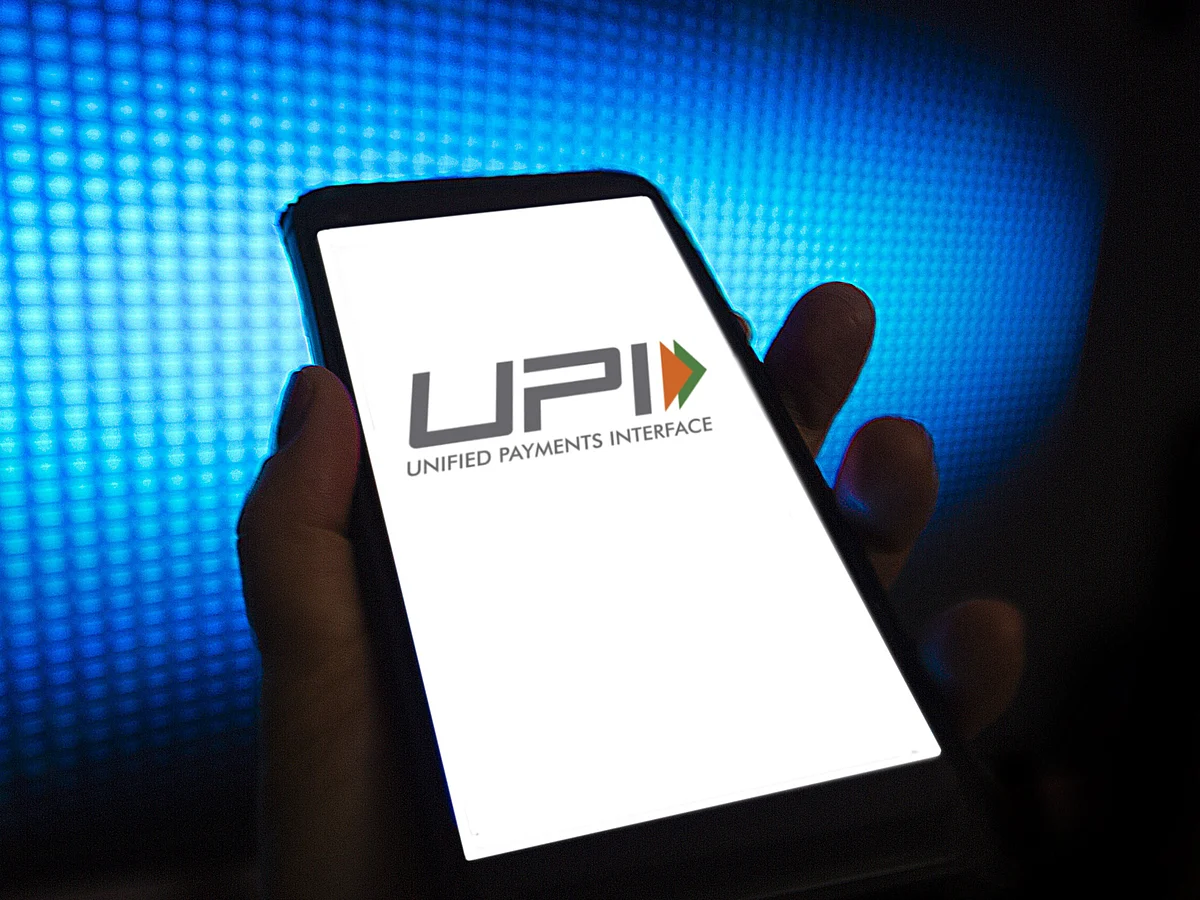 India reported 13.42 lakh UPI fraud cases in FY24, in which around ₹1,087 crore were involved.