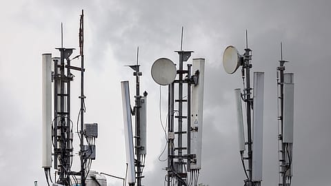 34% of users who utilise fibre, broadband, DSL, or fixed-line connections reported experiencing three or more issues with their connection every month.