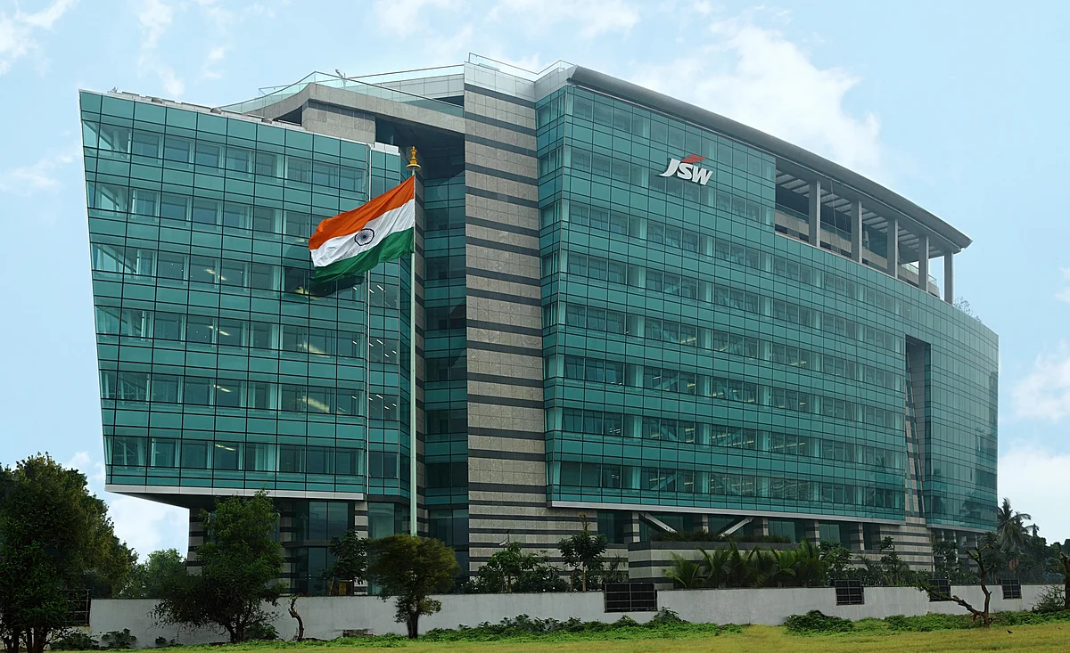 JSW Energy share price drops 3.8% to hit an intraday low of ₹354.05 on the BSE on Thursday