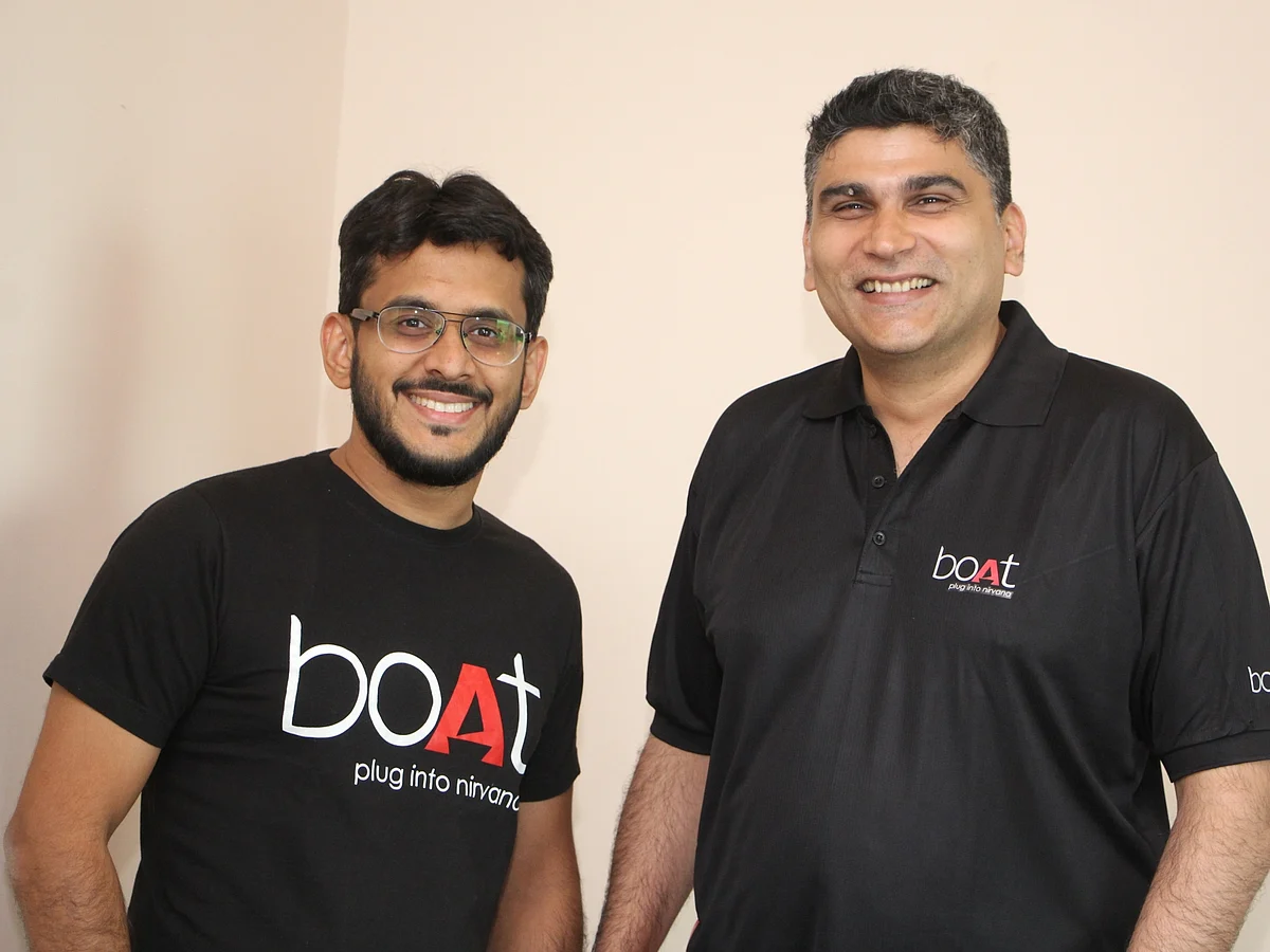 boAt co-founders Aman Gupta (left) and Sameer Mehta
