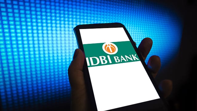 IDBI Bank divestment on track: Govt IDBI Bank divestment on track: Govt