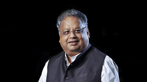 The debt-laden company has proposed to raise funds by issuing 5 crore convertible warrants to Rakesh Jhunjhunwala’s RARE Investments, his wife, Rekha Jhunjhunwala, and others.