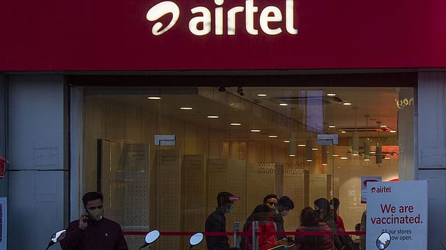 Bharti Airtel allots 7.1 cr shares to Google for 1.2% stake Bharti Airtel allots 7.1 cr shares to Google for 1.2% stake