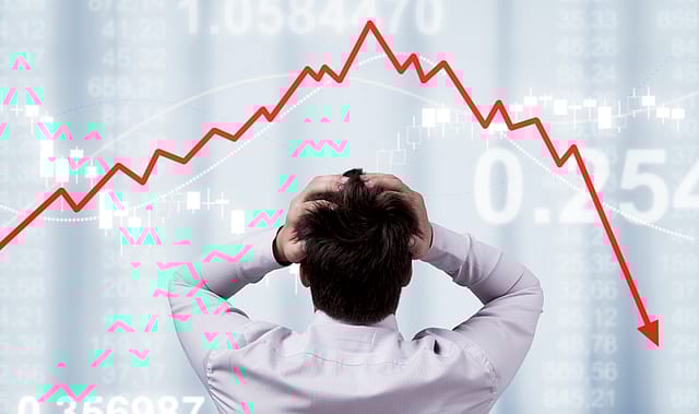 Ominous fall in Sensex before LIC IPO