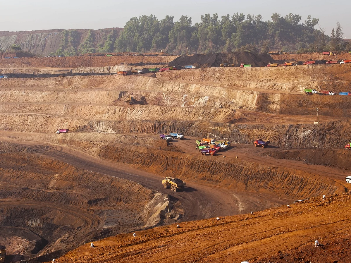 Crisil expects the improved profitability of Vedanta in the ongoing fiscal to cut down debt at Vedanta Resources.