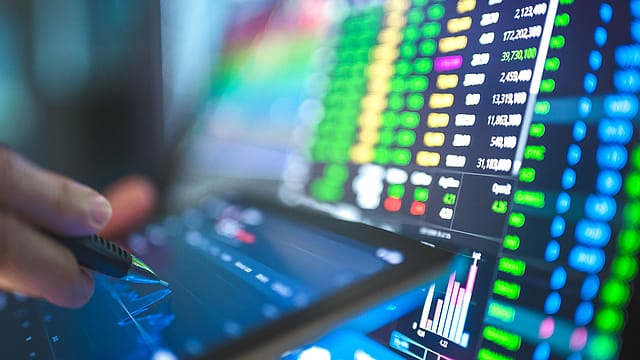 Banking stocks rise after RBI monetary policy announcement Banking stocks rise after RBI monetary policy announcement