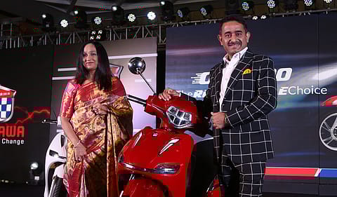 Jeetender Sharma, Managing Director & Co-founder, Okinawa Autotech and Dr. Rupali Sharma, Chairperson & Co-founder, Okinawa Autotech, at the launch of OKHI-90 electric scooter.