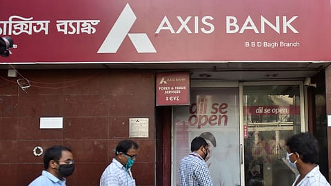The Axis Bank stock closed 0.77% down at ₹956.85 on the BSE today.