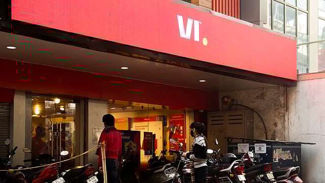 Vodafone Idea’s ₹25,000 cr debt-funding delayed over AGR dues Vodafone Idea’s ₹25,000 cr debt-funding delayed over AGR dues