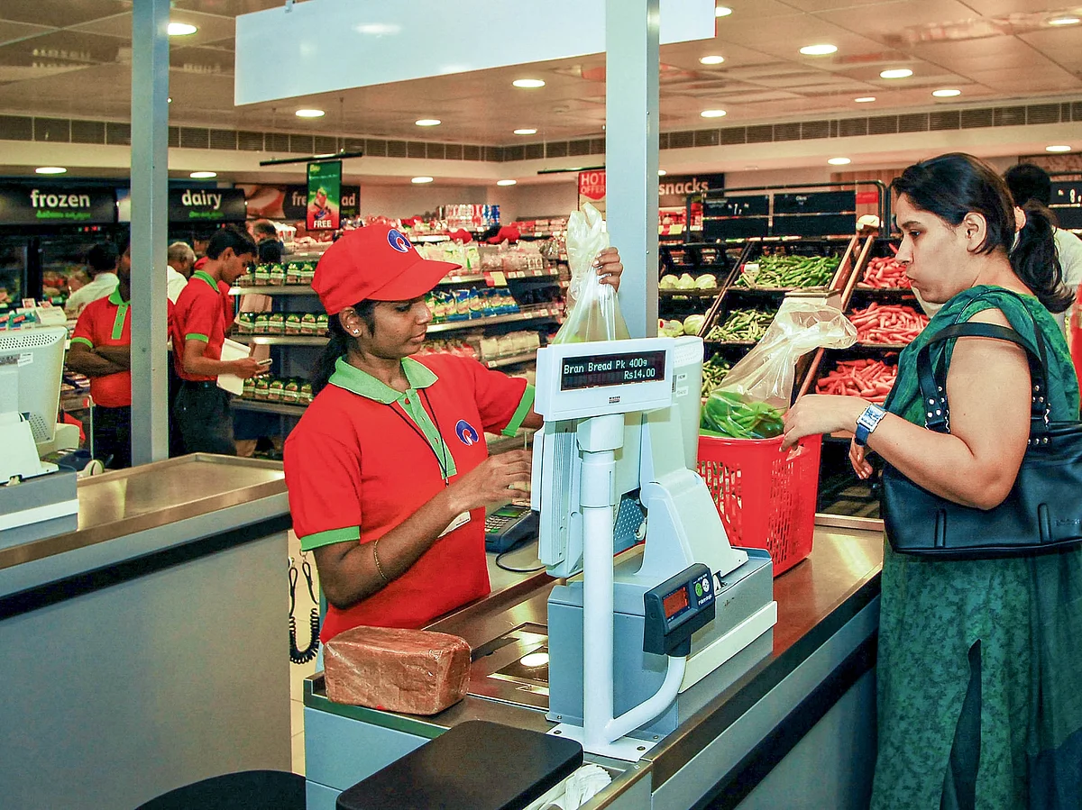 Reliance Retail shuts down the loss-making stores as part of streamlining its operation.