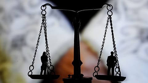 The findings reveal that 23% of salaried women perceive a gender-based pay gap, while 16% sense gender bias in the workplace.