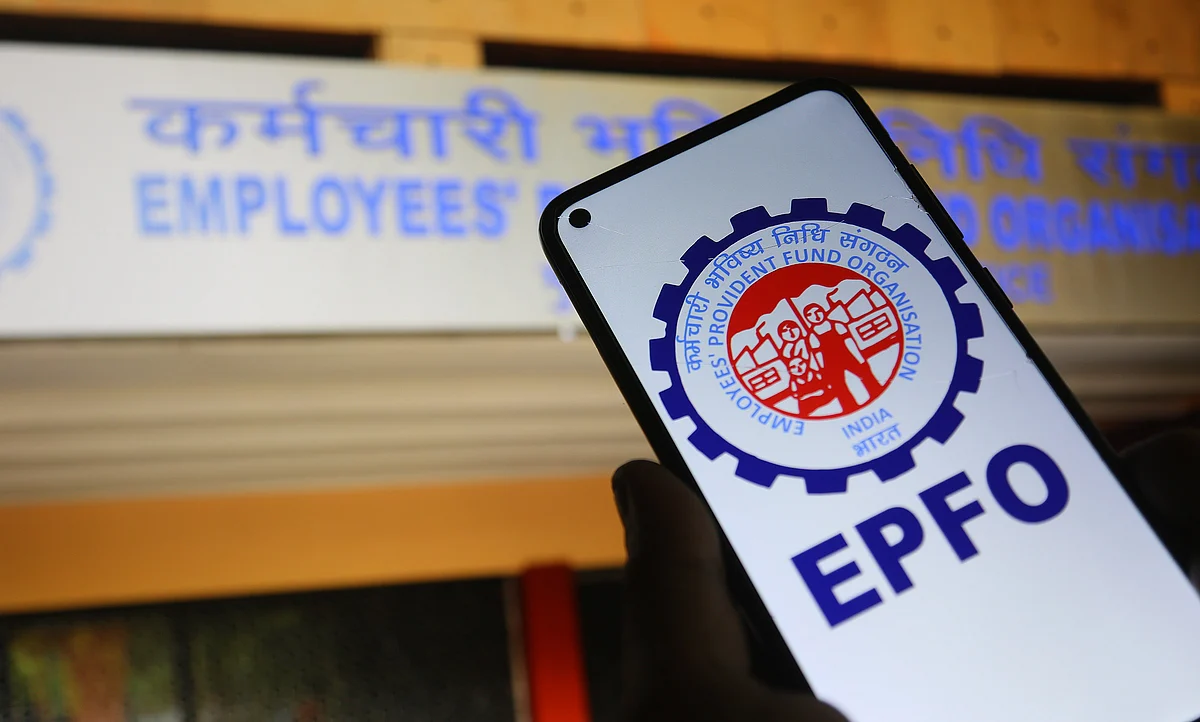 9.87 lakh new subscribers were enrolled under EPFO in August 2022