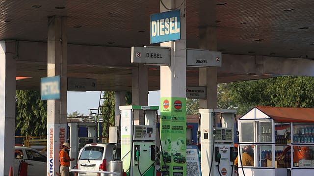 Petrol, diesel to be cheaper by ₹2 from today Petrol, diesel to be cheaper by ₹2 from today