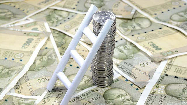 Sharp spike in Centre's fiscal deficit in Feb at 82.7% of FY22 target Sharp spike in Centre's fiscal deficit in Feb at 82.7% of FY22 target