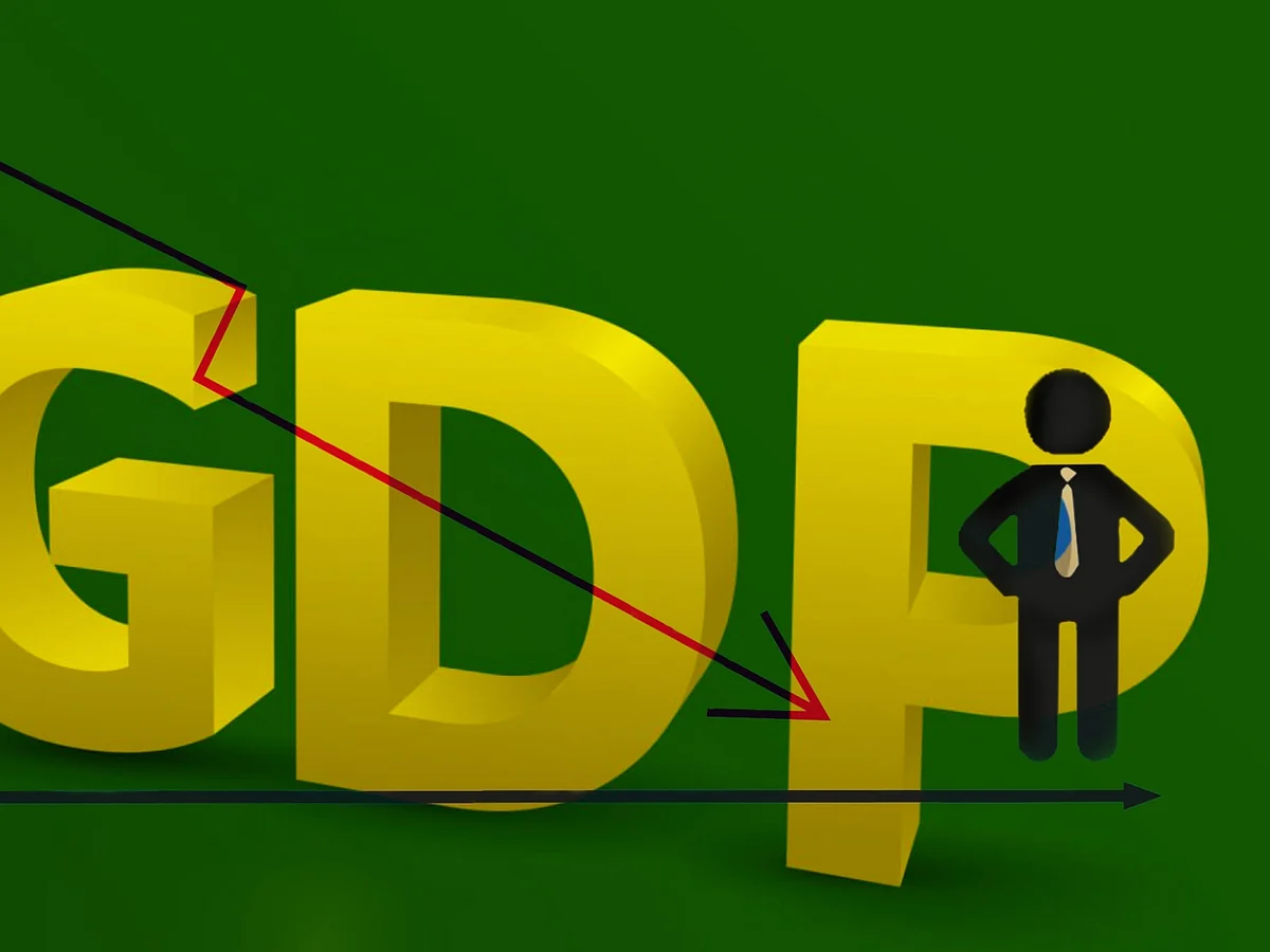 From 7% in 2022, the GDP growth will decelerate to 4.8% in 2023 but will rise to around 6.4% in 2024, forecasts the ratings agency. 