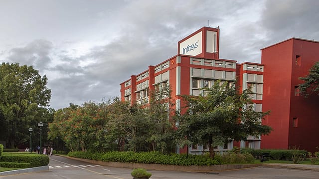 Infosys shares plunge 12% on weak Q4 earnings Infosys shares plunge 12% on weak Q4 earnings