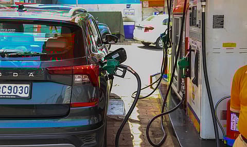 States can cut diesel prices by at least ₹2 per litre and petrol prices by ₹3 per litre without impairing their VAT revenue from oil, says a report by SBI Research.