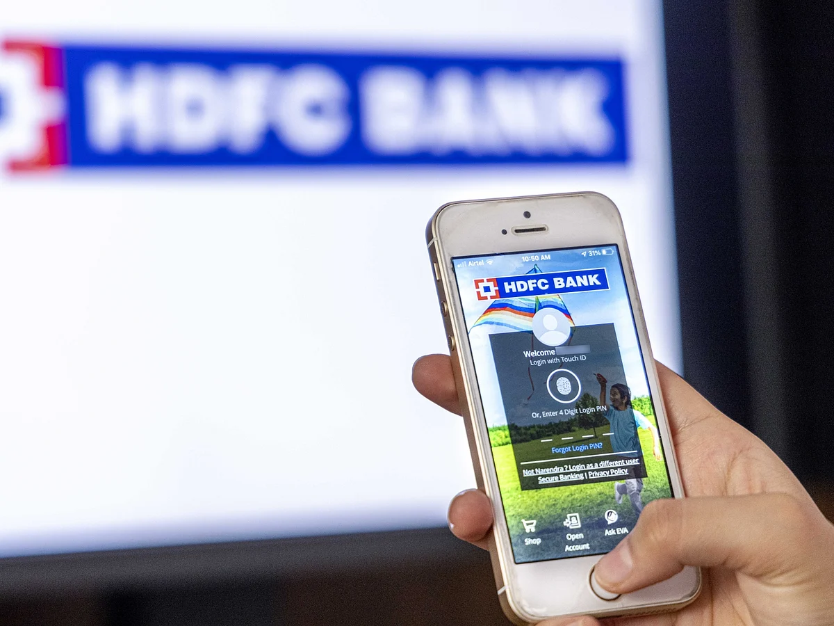 HDFC Bank's earnings per share for the quarter stood at ₹22.6 and the book value per share as of March 31, 2023, was ₹518.7. 

