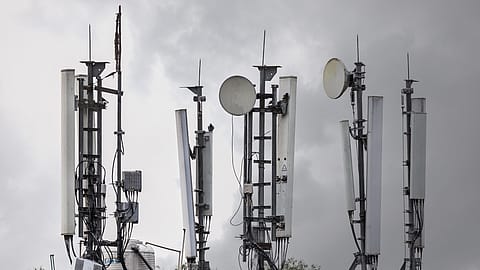 The total wireless subscribers increased from 114.1 crore in February to 114.2 crore in March 2022, recording a growth of 0.05%.