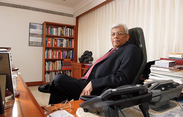HDFC chairman Deepak Parekh announces retirement ahead of merger