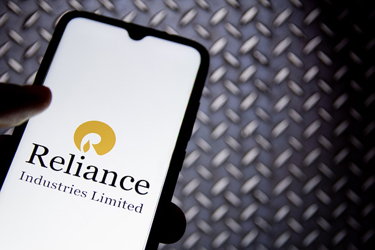 Supply First Ril RIL signs $3-billion green ammonia supply deal with Samsung C& stock ...