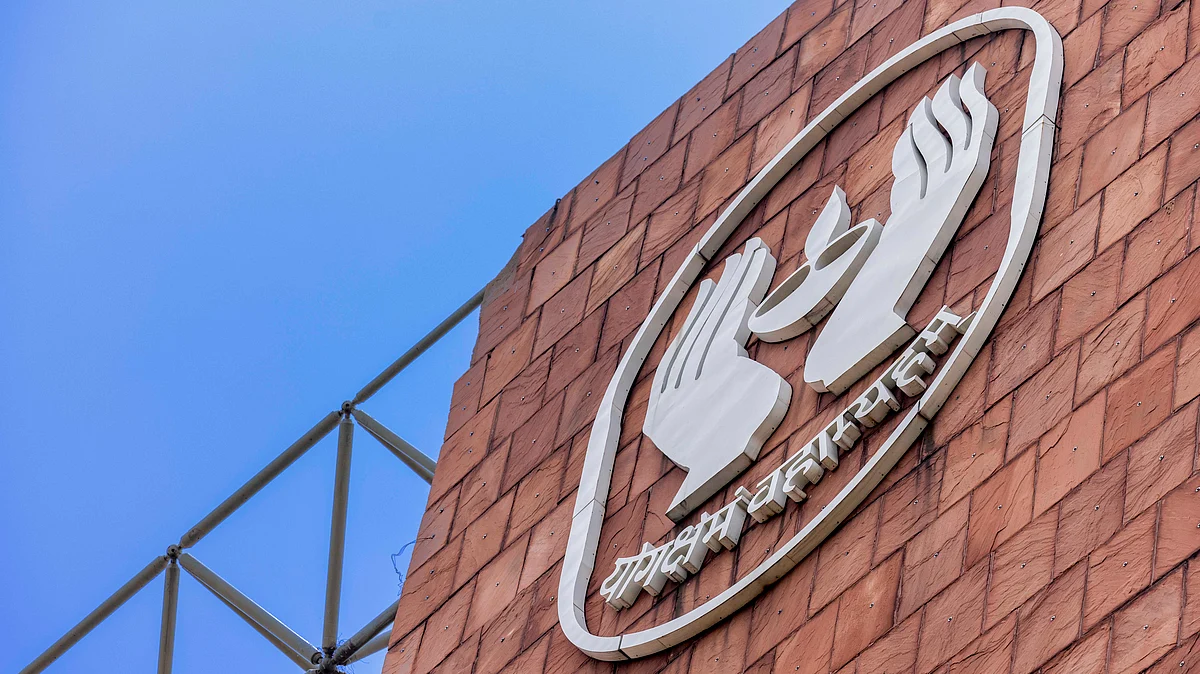 The LIC IPO has been subscribed 2.95 times on the back of a healthy response from the investors even though participation from the FIIs remained subdued. 