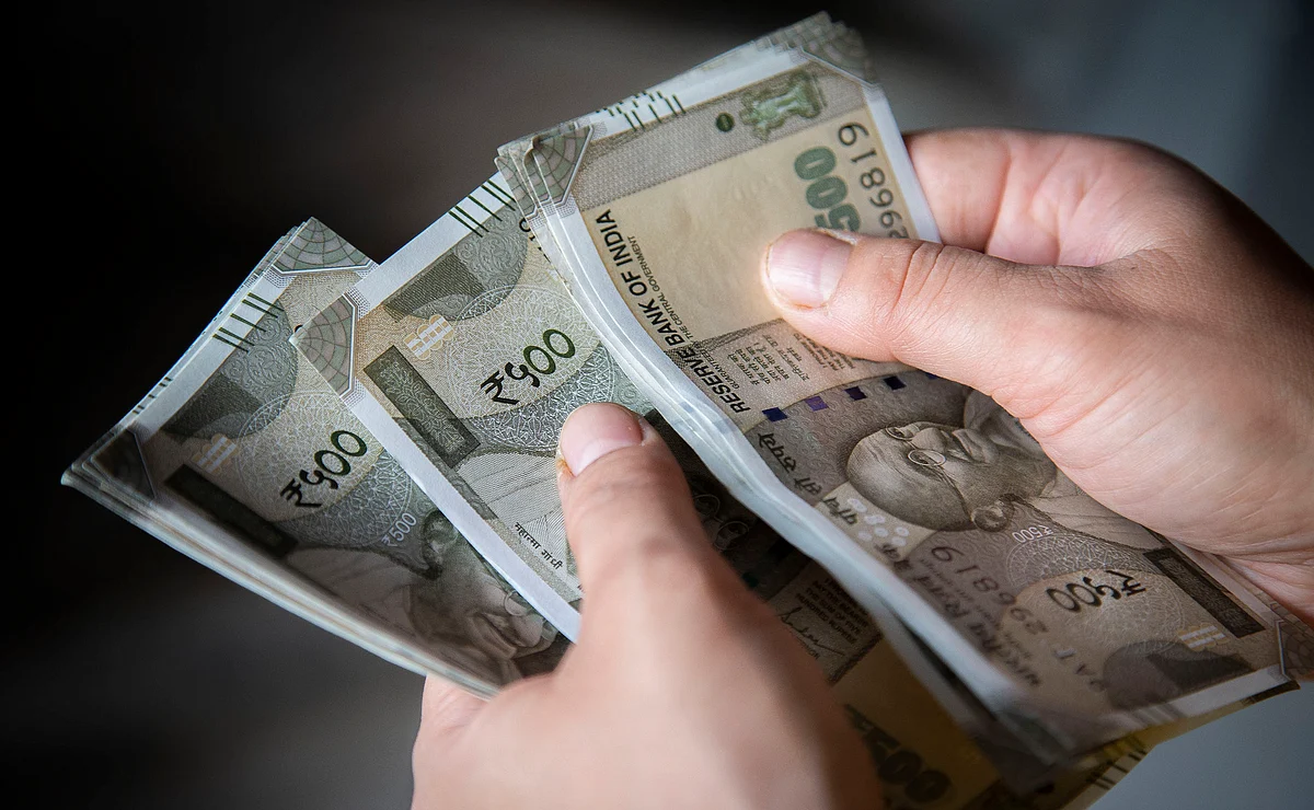 In spite of an increasing share of payments in the form of long-term incentives, executive talent continues to be highly mobile, shows the Deloitte survey. 