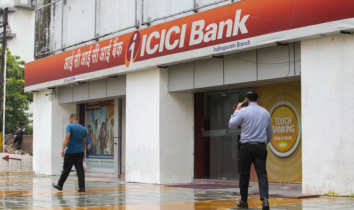 ICICI Bank tops SBI in terms of m-cap
