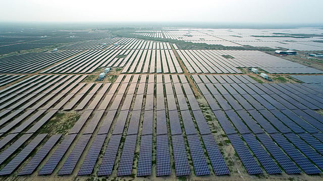 Adani Green Energy operationalises 1,000 MW solar energy in Gujarat Adani Green Energy operationalises 1,000 MW solar energy in Gujarat