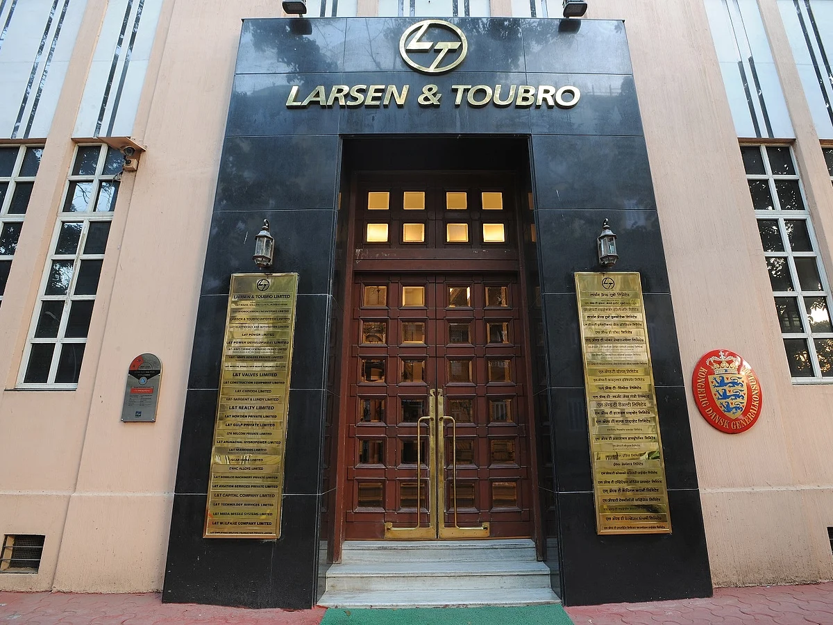 Larsen & Toubro Q3 revenue grows 17% YoY to ₹64,668 crore, reflecting strong execution across infrastructure and energy projects .
