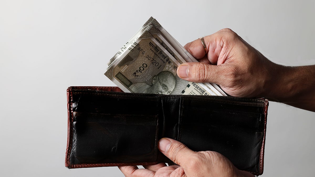 Currency in circulation falls during Diwali for first time in 2 decades: SBI