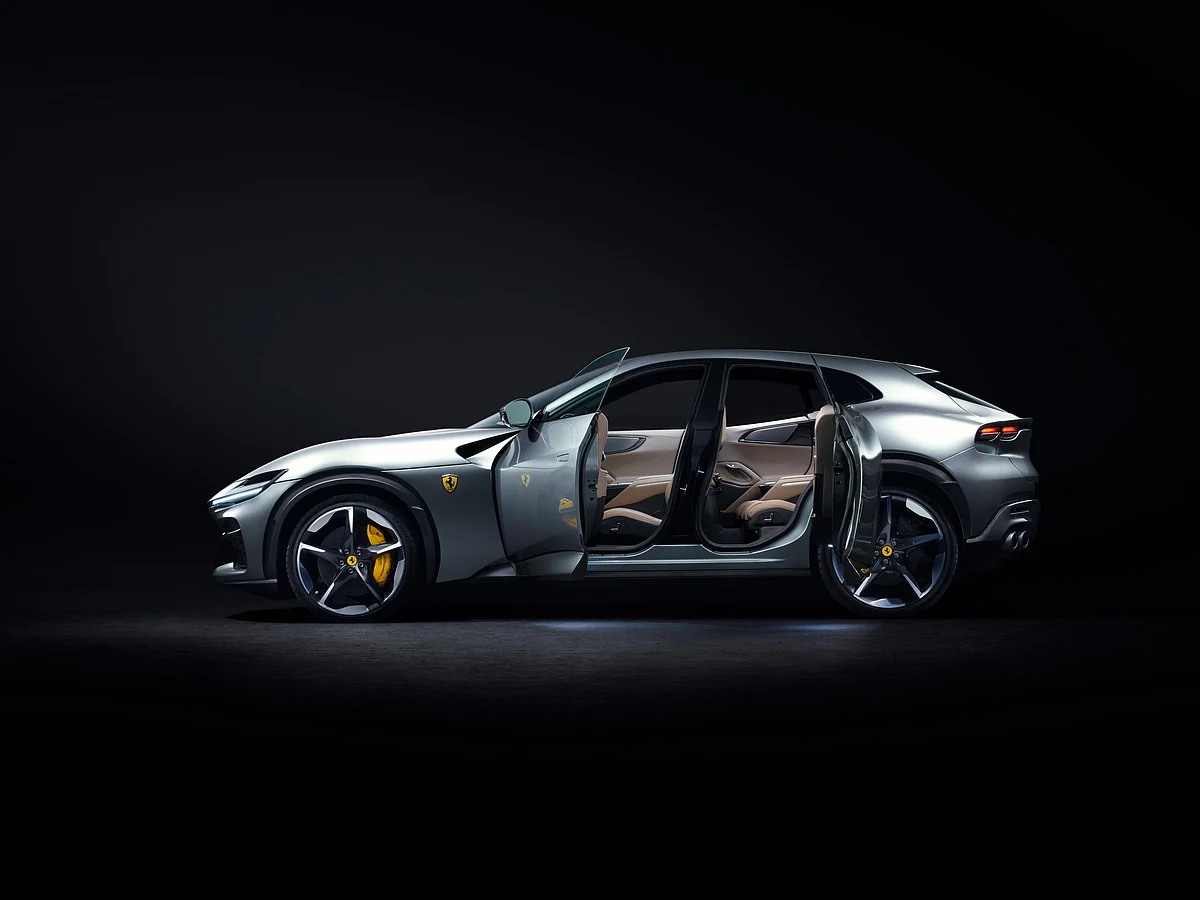 The four-door four-seater comes with a naturally-aspirated V12 engine and is embedded with the Prancing Horse’s DNA. 
