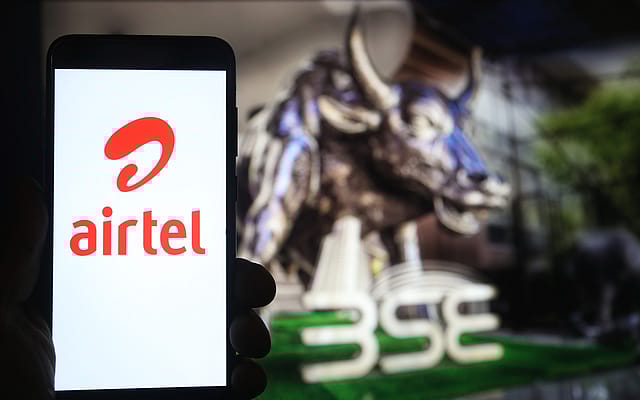 Singtel offloads 1.5% stake in Airtel for ₹7,262 cr