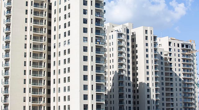 Housing sale in top 7 cities surges 36% to 1.2 lakh units in Q2: Anarock