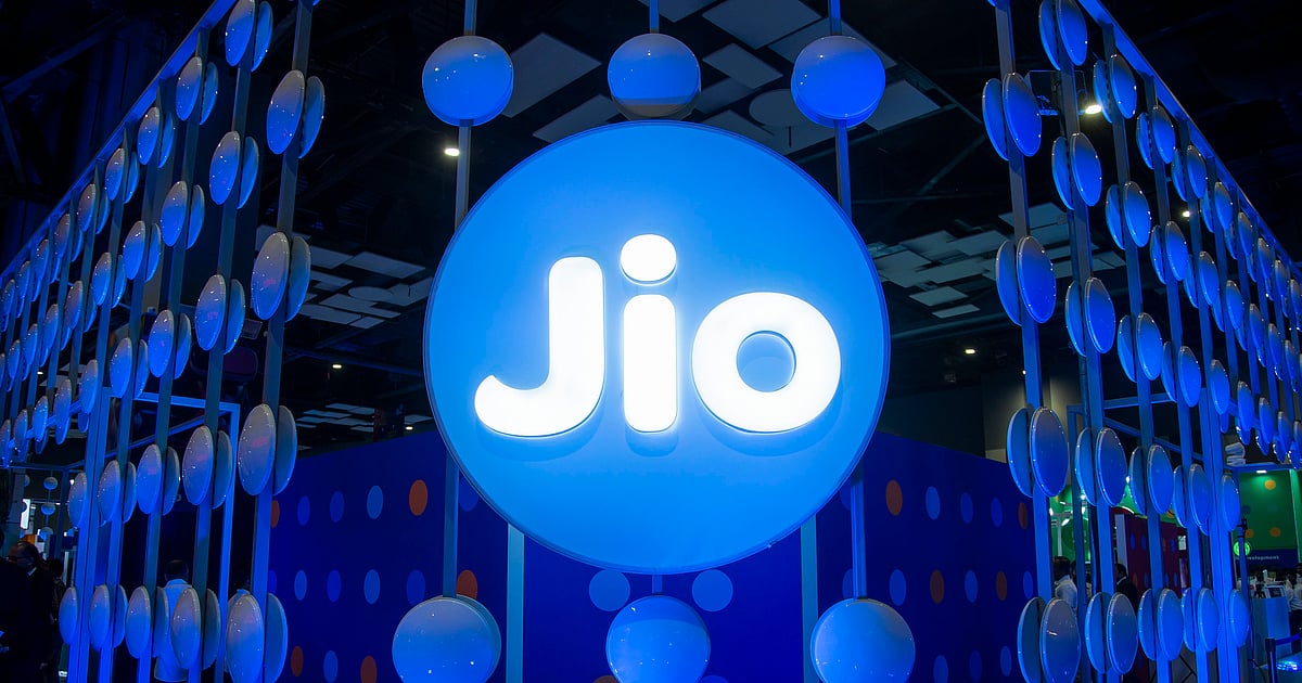 Jio Sign Jio Financial Services to raise ₹15,825 crore by issuing up to 50 crore ...