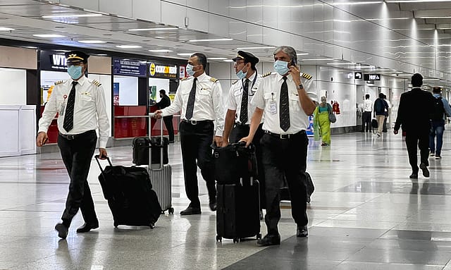 No shortage of pilots in India: Govt