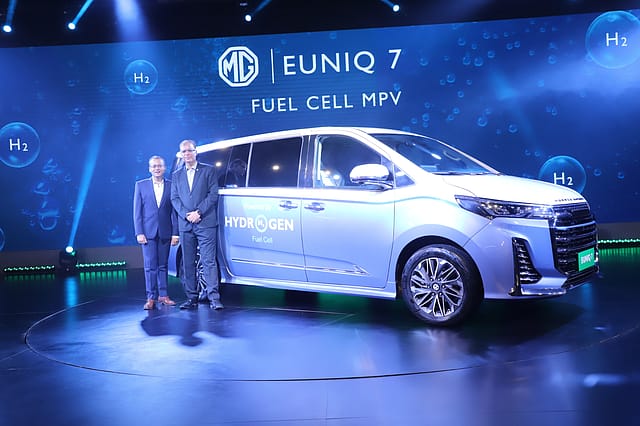 Auto Expo 2023: MG Motor unveils hydrogen fuel cell powered EUNIQ 7 MPV