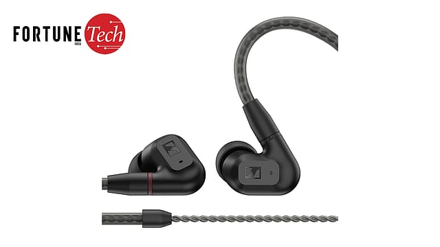 Sennheiser IE200 earphones aim for wired clarity