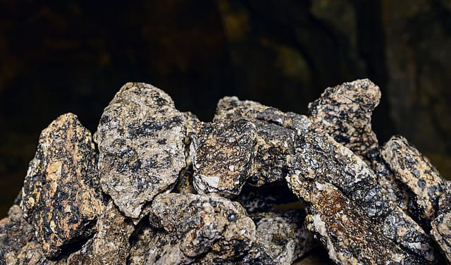 India discovers lithium; may take years to get into batteries