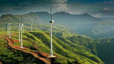 AGEL has established photovoltaic (PV) cell and module manufacturing facilities with a total capacity of 2 GW.