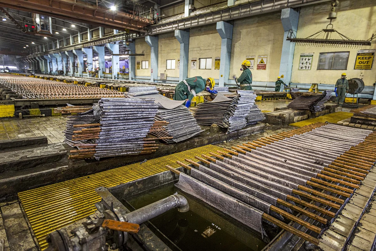Hindustan Zinc surges 4.8% to ₹325.25 on the BSE