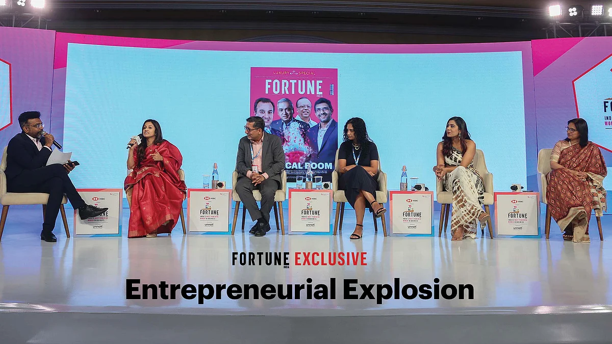 (From left to right) V Keshavdev, Deputy Editor, Fortune India; Divya Gokulnath, co-founder, BYJU's; Vivek Gambhir, CEO, boAt Lifestyle; Devika Bhagat, CEO, Adventurist Spirits; Ghazal Alagh, co-founder and Chief Innovation Officer, Mamaearth; Anjali Bansal, Founding Partner, Avaana Climate Fund Board, Member ONDC, Member, Niti Aayog Evolution Review Committee