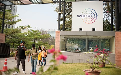 Wipro shares rise 1.6% to ₹400.8 on the BSE on Friday