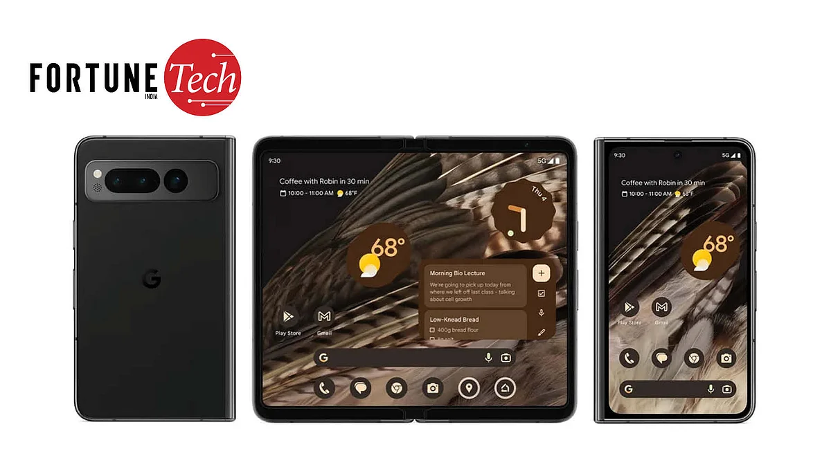 The Pixel Fold is more compact while being extra thin when the 7.6-inch screen is unfolded. 